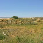 Renewed Two-roomed Flat With Swimming Pool Бібіоне