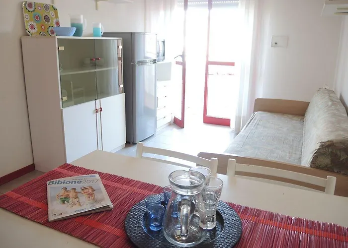 Renewed Two-roomed Flat With Swimming Pool Apartment