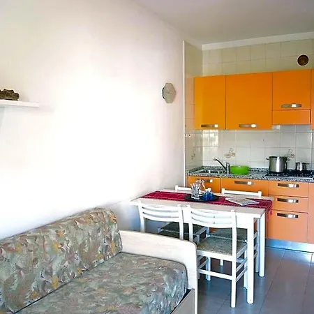 Apartment Renewed Two-roomed Flat With Swimming Pool Bibione