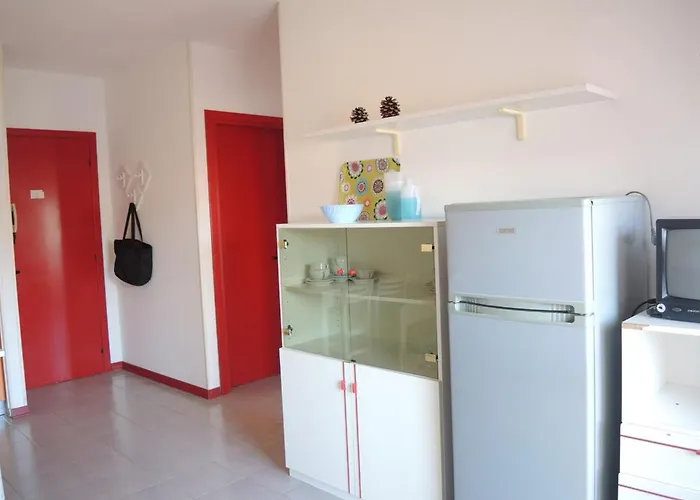 Διαμέρισμα Renewed Two-roomed Flat With Swimming Pool Μπιμπιόνε