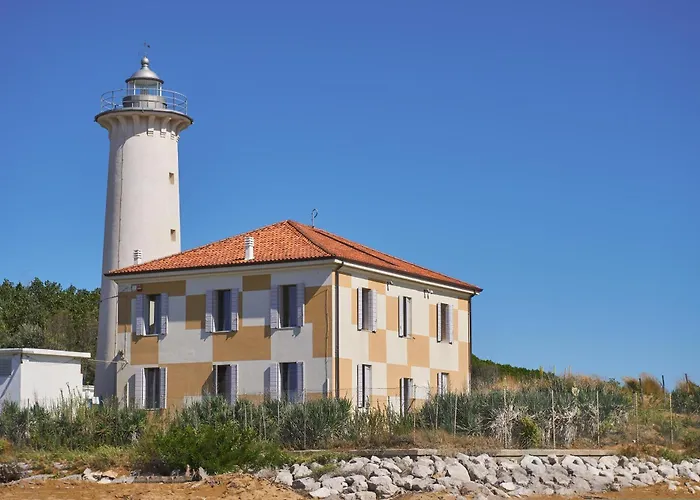 Renewed Two-roomed Flat With Swimming Pool Διαμέρισμα *