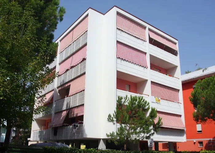 Διαμέρισμα Renewed Two-roomed Flat With Swimming Pool