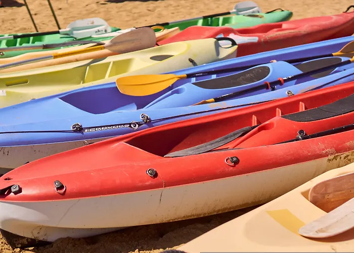 Апартаменти Renewed Two-roomed Flat With Swimming Pool Бібіоне